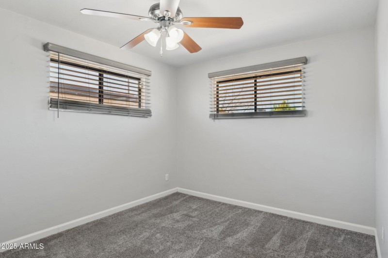 21-web-or-mls-5812-n-22nd-dr