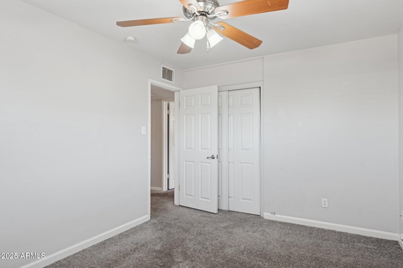 22-web-or-mls-5812-n-22nd-dr