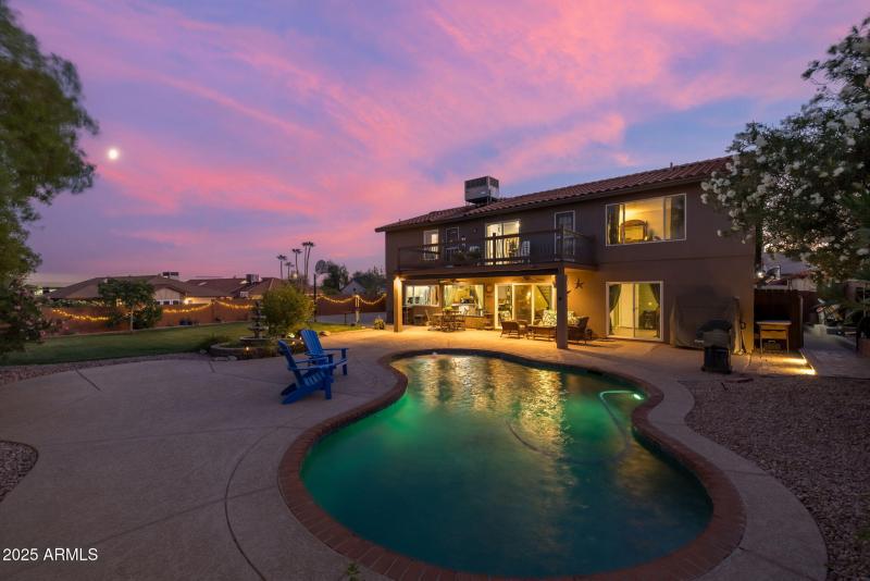 Salt water, Pebbletech pool