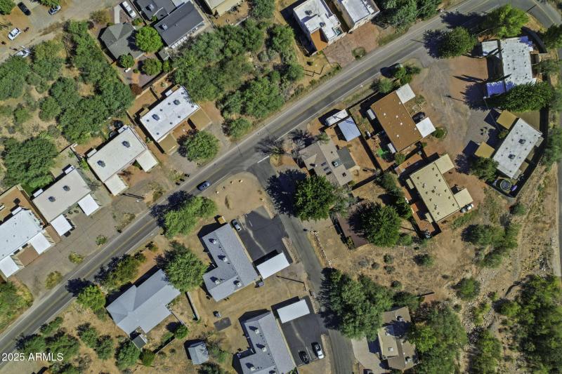 28-web-or-mls-4195-e-valley-ln