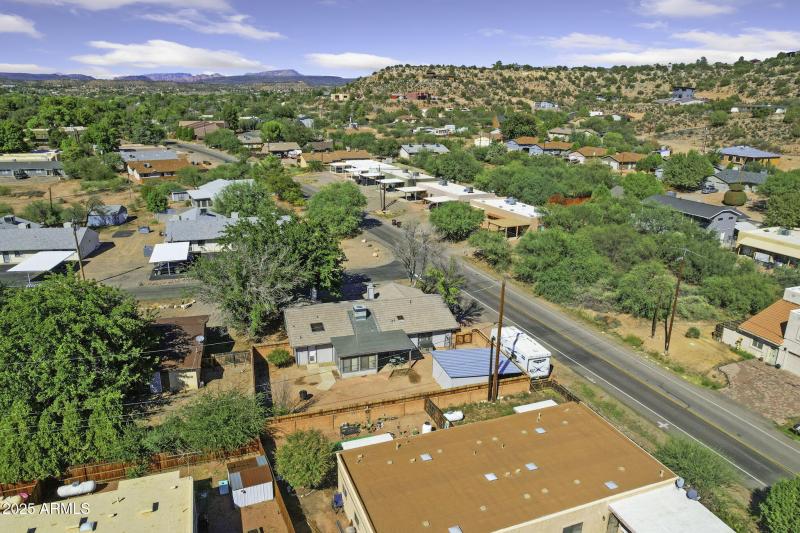 24-web-or-mls-4195-e-valley-ln