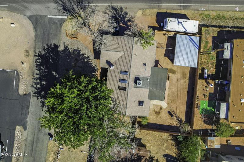 22-web-or-mls-4195-e-valley-ln