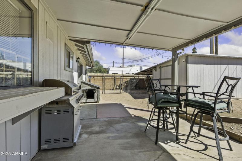 18-web-or-mls-4195-e-valley-ln