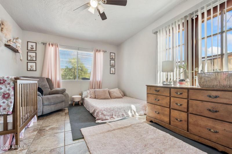 13-web-or-mls-4195-e-valley-ln