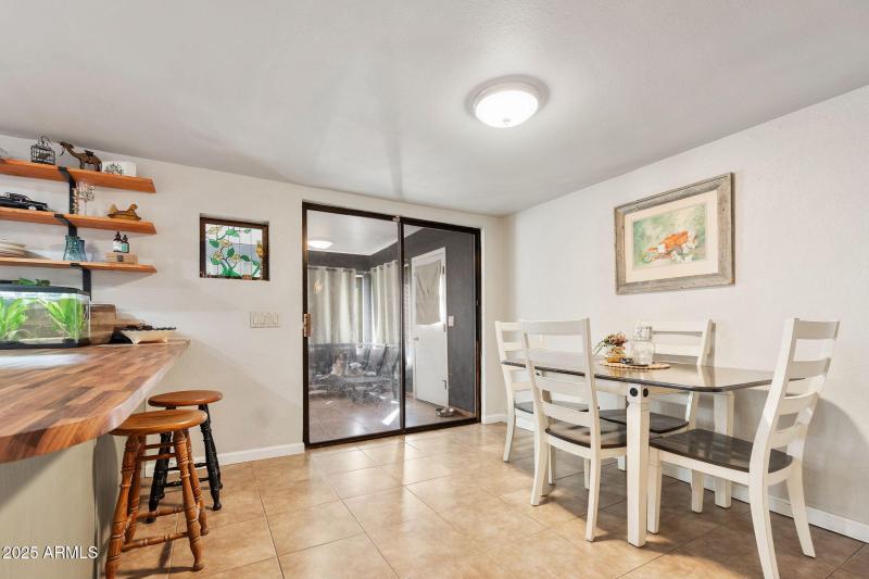 7-web-or-mls-4195-e-valley-ln