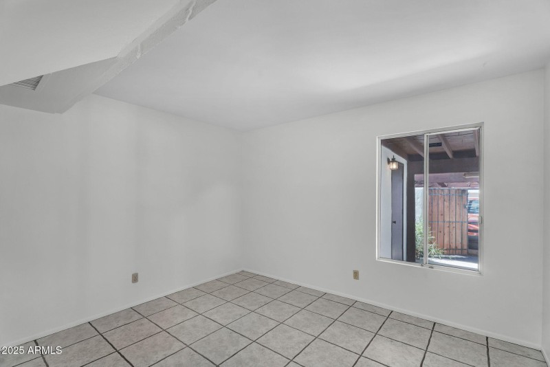 1138 E KALER DR, Phoenix