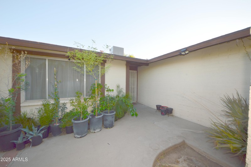 Front Entrance with Courtyard