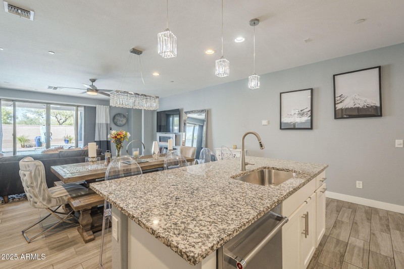 15-web-or-mls-Roy Rogers-15