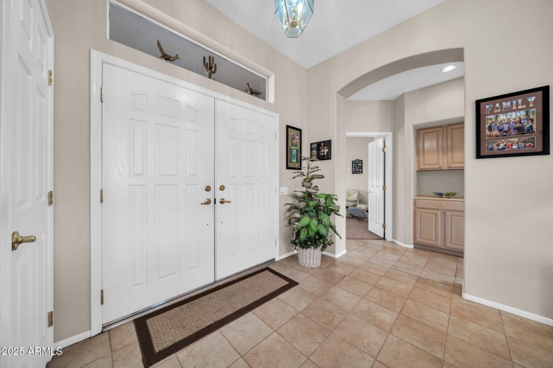 DOUBLE DOOR FOYER ENTRY
