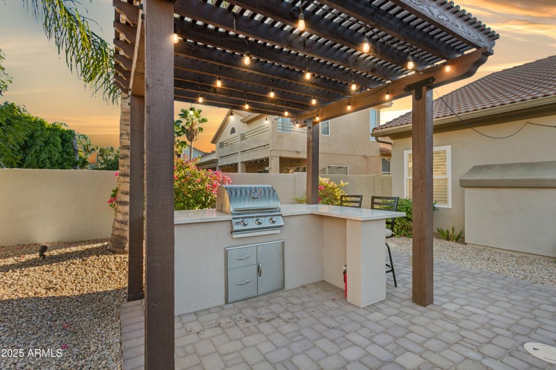 Golden hour al frescodining