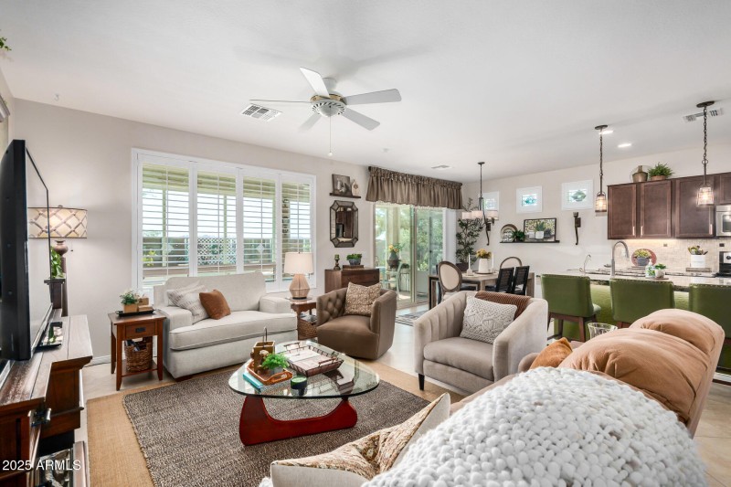 Cedarwood_Great Rm and Kitchen