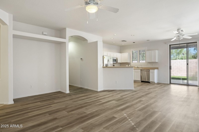 6742 E Regina St Mesa - 250