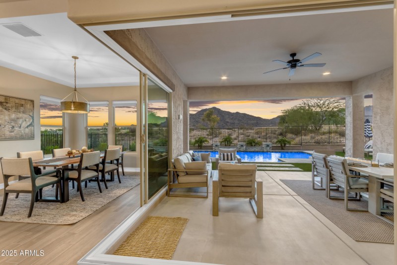 Panoramic Mountain Views