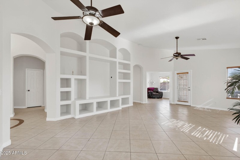 16_11016_W_Almeria16_mls