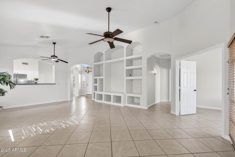 18_11016_W_Almeria18_mls