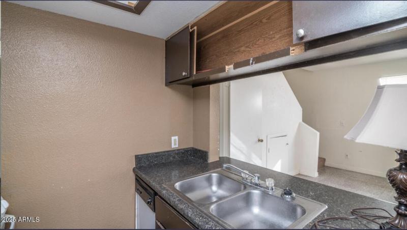 C635408A-FB73-45CB-A4D8-FB696DB16D3B_1_2