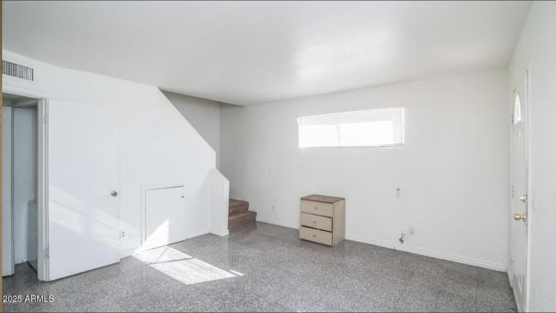 70C1AD8D-6E82-4BCC-AC6F-E4652EB77A05_1_2