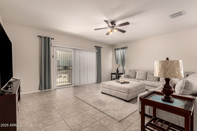 07 - Pampoloma 36371