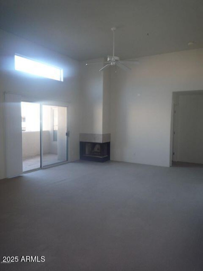 20191010224913158143000000-o