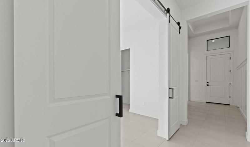 FSVV Lot #45 Entryway (Large)