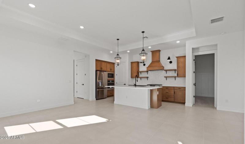 FSVV Lot #45 Great Room 4 (Large)