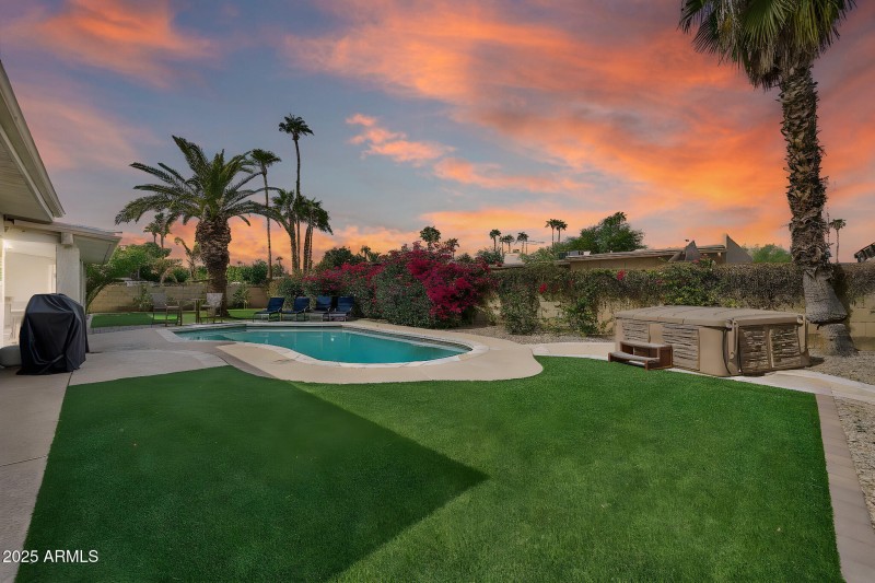 6928 E Friess Dr VT-2