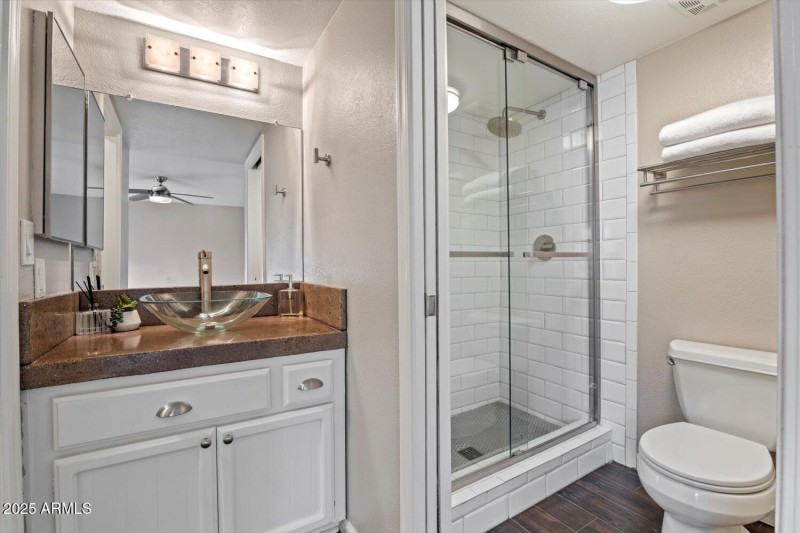 Secondary Ensuite Bathroom