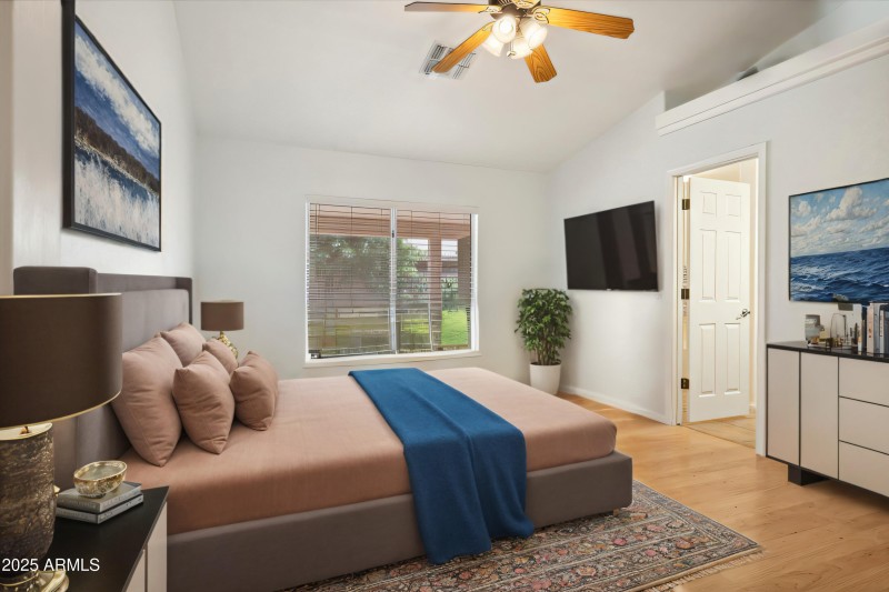 VIRTUAL STAGING PRIMARY BEDROOM