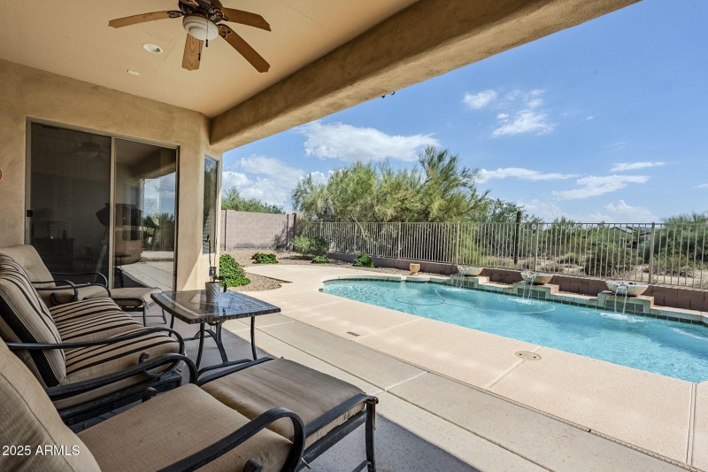 58-web-or-mls-Calle Del Sol-48