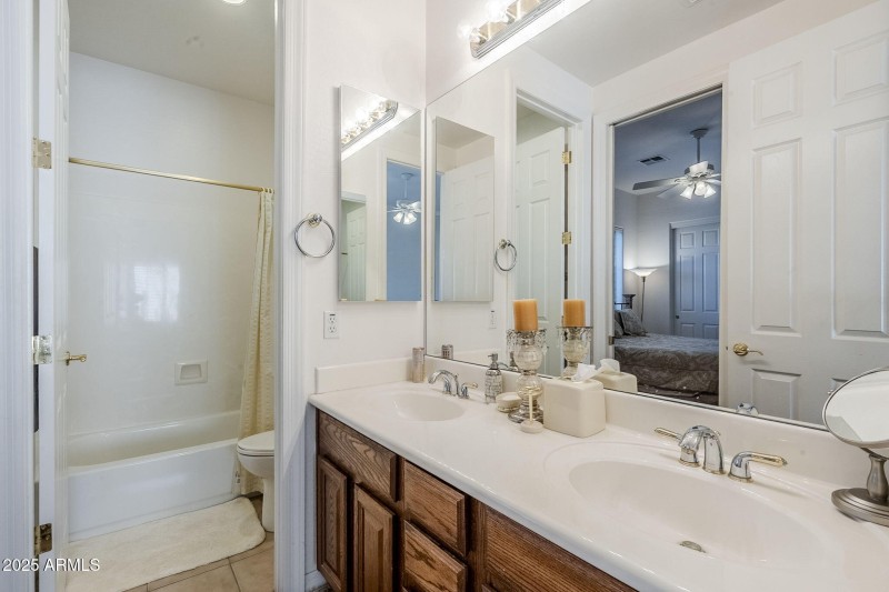 54-web-or-mls-Calle Del Sol-44