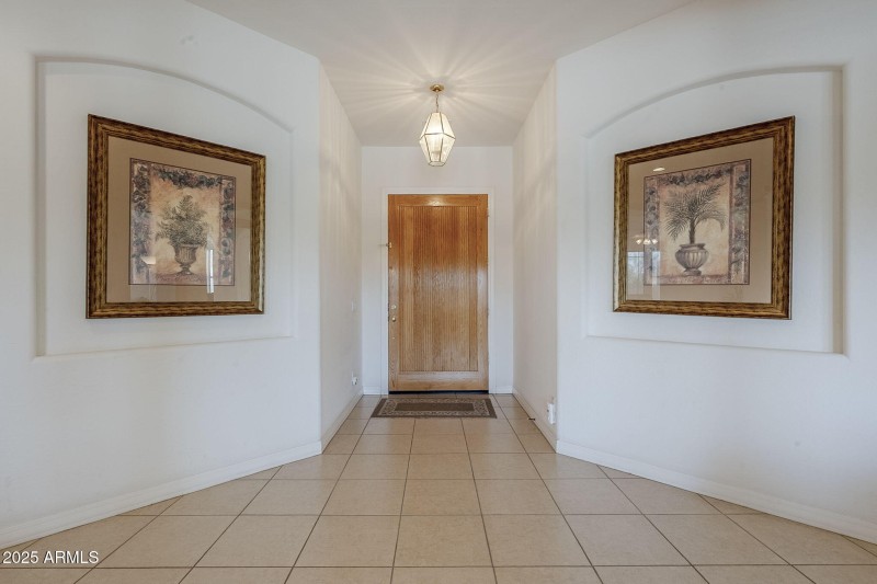 17-web-or-mls-Calle Del Sol-7