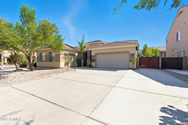 2-web-or-mls-389A1116 Ruben Ortiz