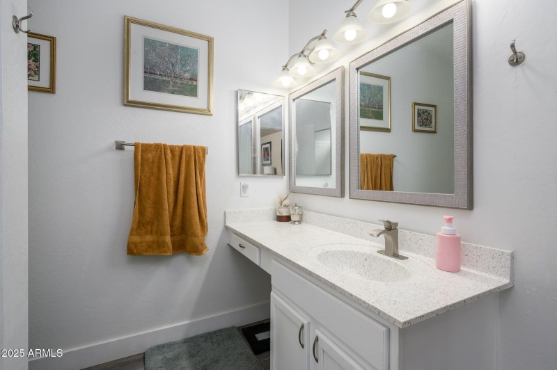 11-web-or-mls-239th-11