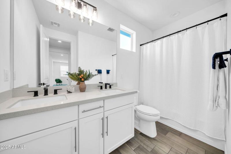 Bathroom #3 upstairs