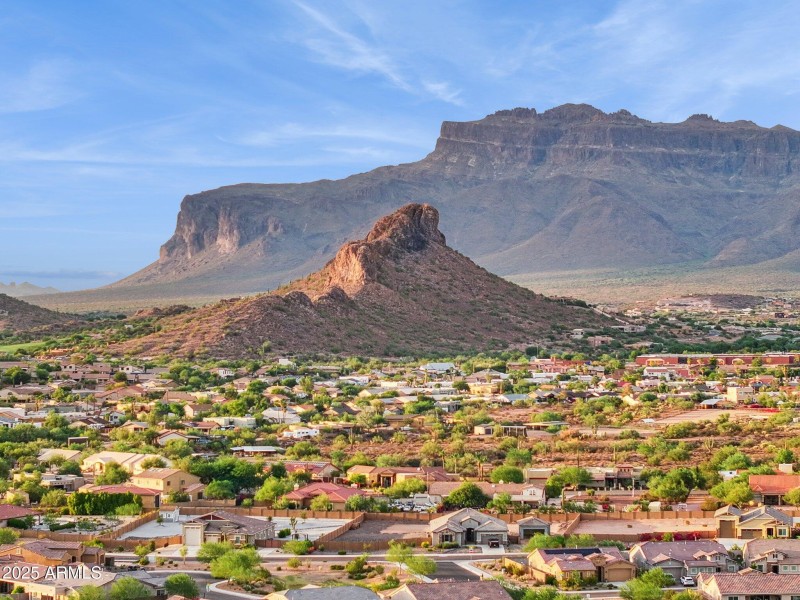 60-web-or-mls-11738-e-chevelon-trail