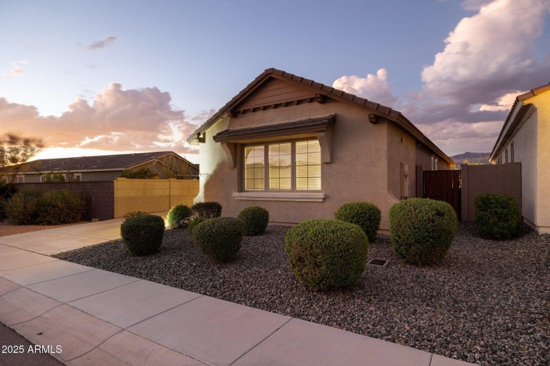 82-web-or-mls-11738-e-chevelon-trail