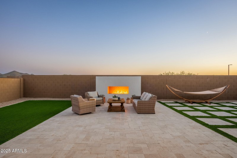 2179 W Burnside Trl - 40