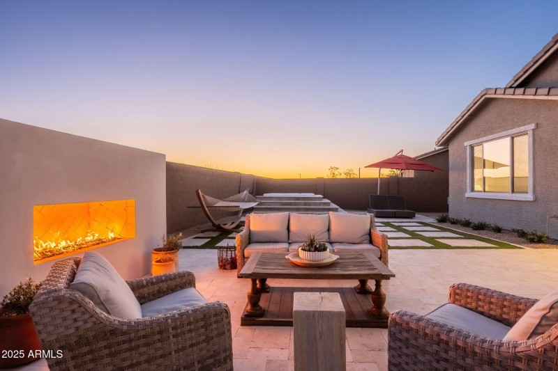 2179 W Burnside Trl - 54