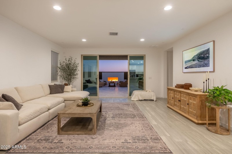 2179 W Burnside Trl - 46