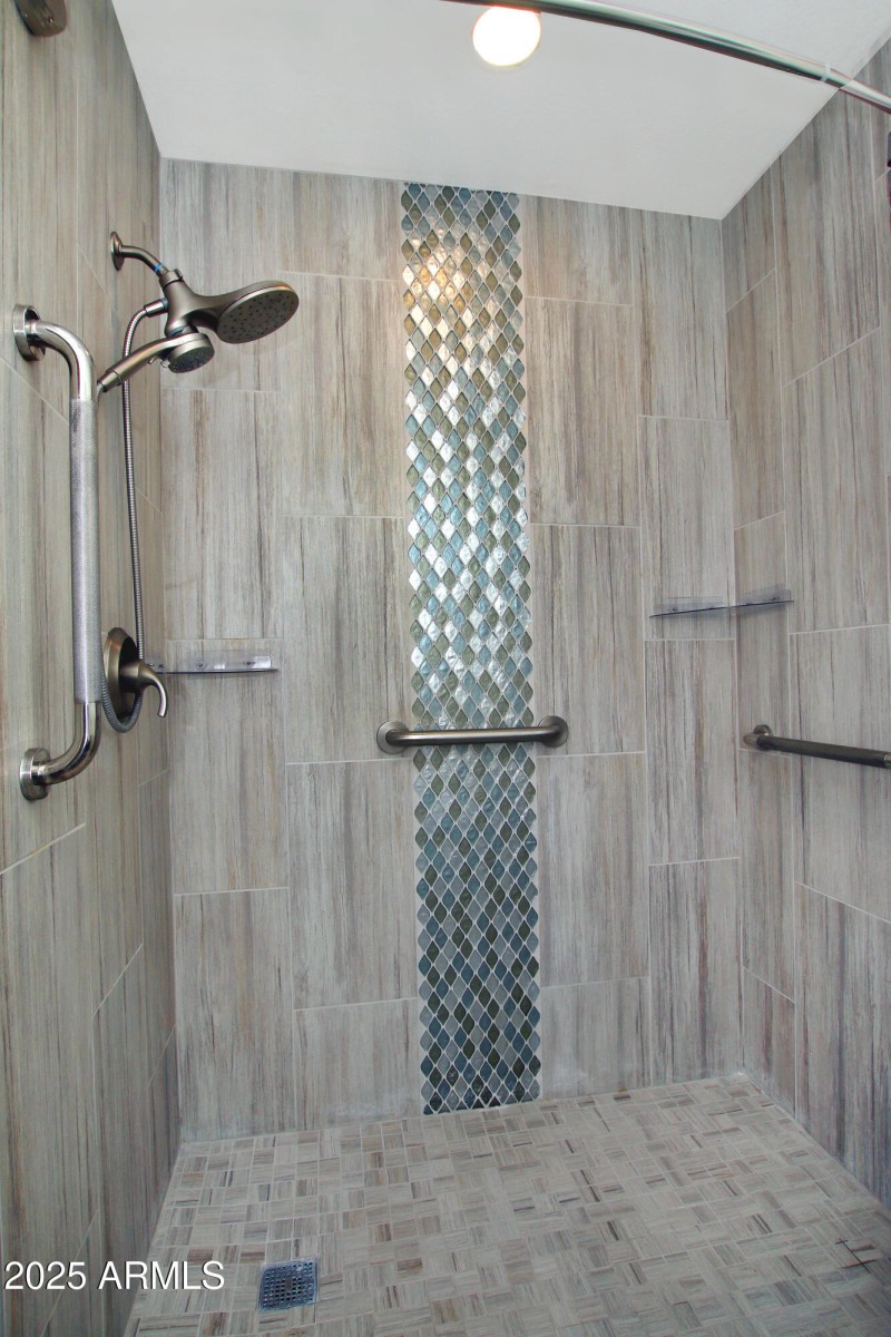 Master Walk-in Shower