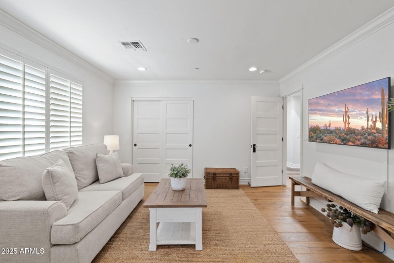 Sitting Room or Bonus Room