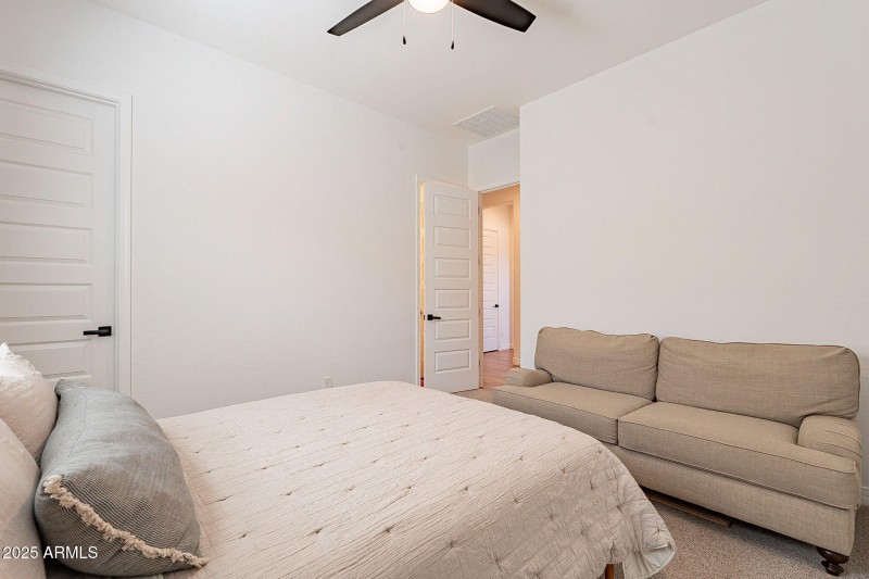 51-web-or-mls-Stroobe-51