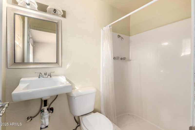 16 - Martin Luther King Jr