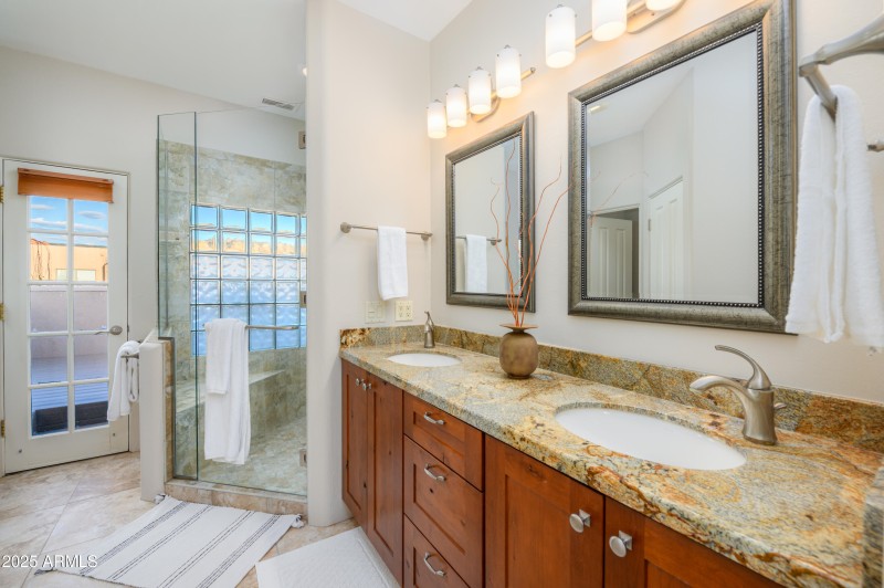 1403 Vista Montana #56-18