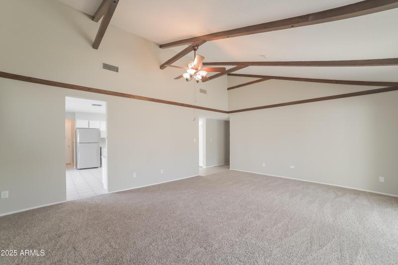 1019221.6616 W VOGEL AVE - Living Room