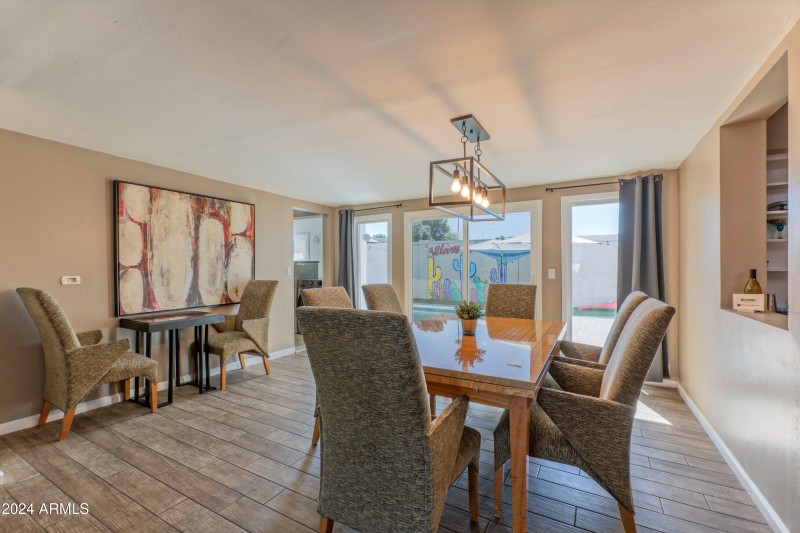 1749 East Medlock Drive-print-009-021-di