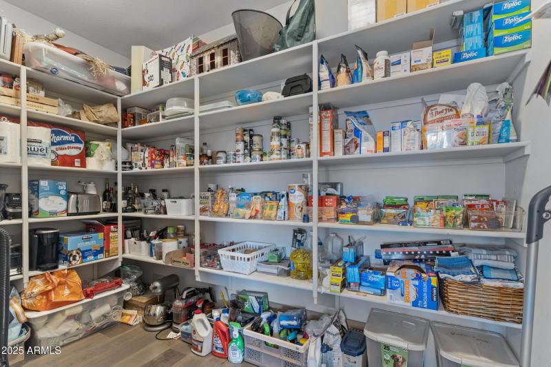 6703 W Springfield Wy-15