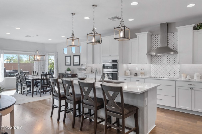 6703 W Springfield Wy-13