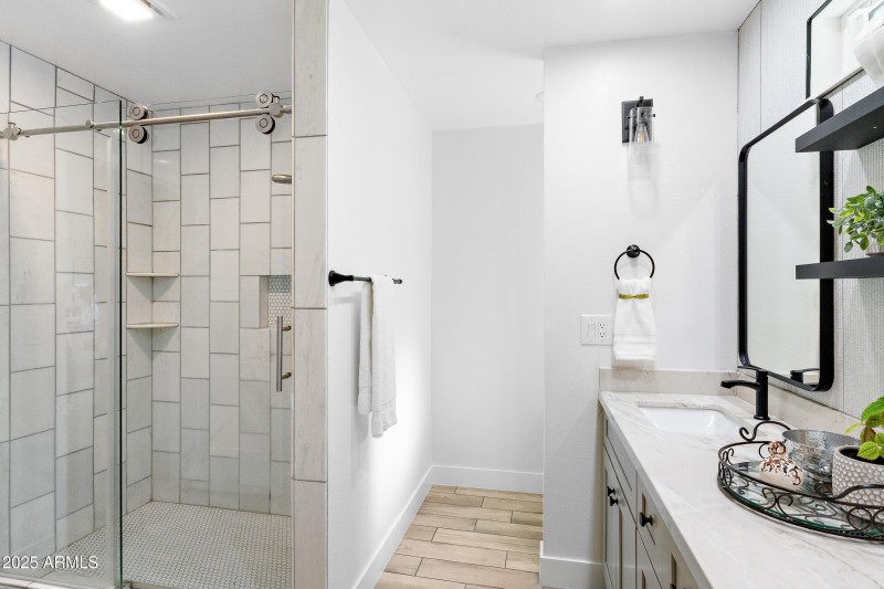 PRIMARY SUITE BATHROOM