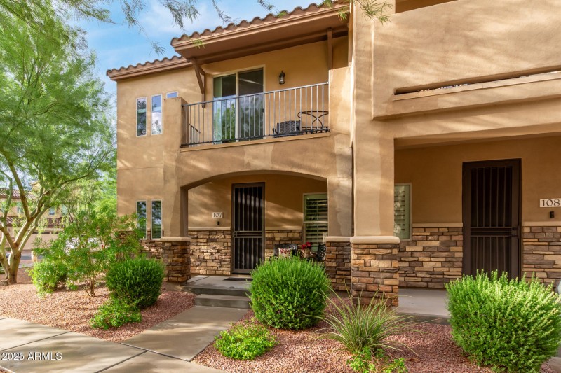 2821 S SKYLINE DR 107